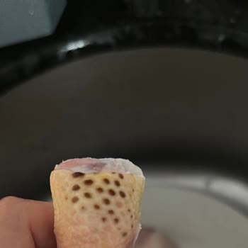 Şenpiliç Tavukta Siyah Lekeler Var