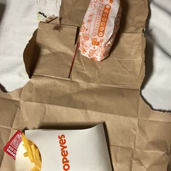 Popeyes Siparişinde Yaşanan Ürün Eksikliği Ve Hizmet Sorunu