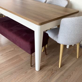 Kelebek Mobilya Alakasız Renklerde Mobilya Gönderdi!