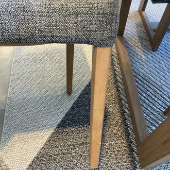 Kelebek Mobilya Alakasız Renklerde Mobilya Gönderdi!