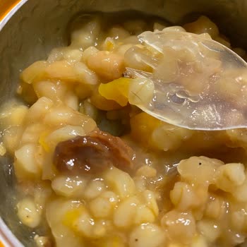 Yurt Konserve Yurt Marka Aşureden Kıl Çıktı