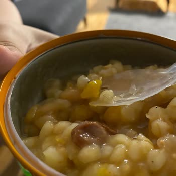 Yurt Konserve Yurt Marka Aşureden Kıl Çıktı