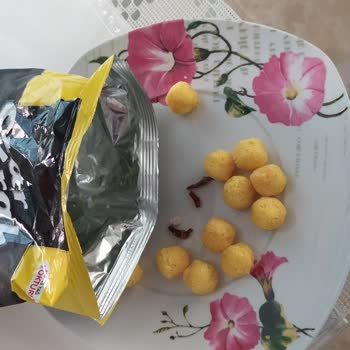 Star Krak Cips İçinden Ne Olduğu Bilinmeyen Siyah Cisim Çıktı
