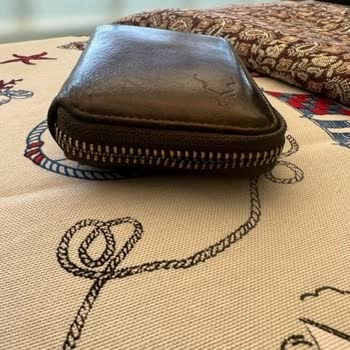 Carrera Cüzdan Fermuar Kapanmıyor Ve Fermuarın Rengi Attı