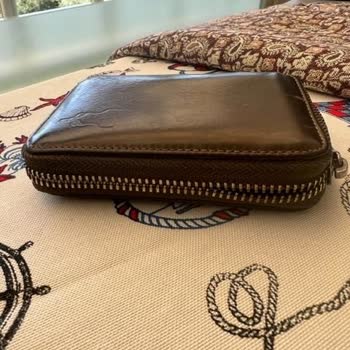 Carrera Cüzdan Fermuar Kapanmıyor Ve Fermuarın Rengi Attı