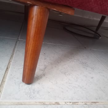 İstanbul Avm Mobilya Ayağı Kusurlu Geldi