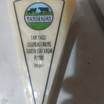 Getir'den Gelen Süt Ürünlerini Fare Kemirmiş