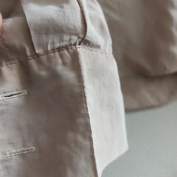 Mavi Marka Gömlekte İlk Yıkamadan Sonra Deformeler Ve Yırtılmalar Oldu