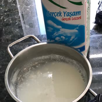 Pınar Et Ve Süt Tarihi Geçmediği Halde Bozuk Ürün