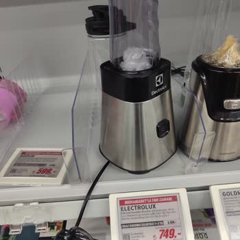 Media Markt Rafta Bulunan Ama Satışa Sunulmayan Ürünler Hk