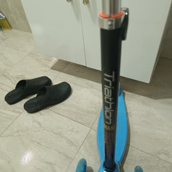 A101 Trihatlon Scooter Çatladı