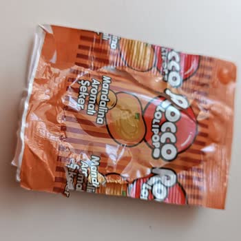 Rocco Şeker İçinden Kıl Çıktı