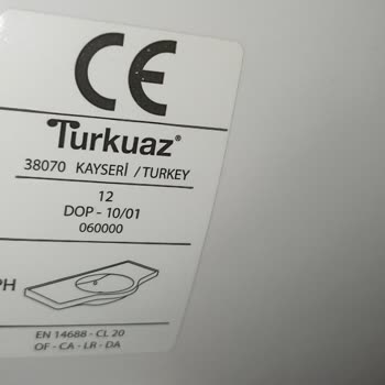 Turkuaz Seramik Turkuaz Marka Lavaboda Kılcal Sır Çizikleri Oluşmakta...