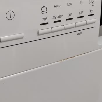 Siemens Bulaşık Makinesi Kapakta Boya Kabarması Ve Paslanma Sorunu