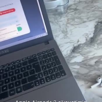 Apple Store Airpods Kulaklık Yazılımsal Hatalı