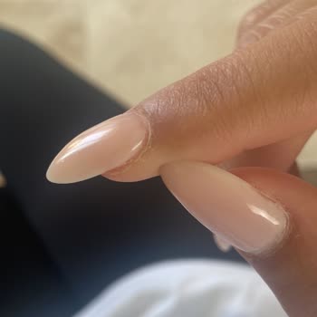 Barbie Nail Bar & Beauty Kalitesiz İşçilik Boşa Giden Para