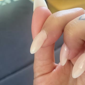 Barbie Nail Bar & Beauty Kalitesiz İşçilik Boşa Giden Para