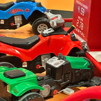 Playland İstMarina AVM Bakımsızlığı, Kötü Çalışan Tutumu