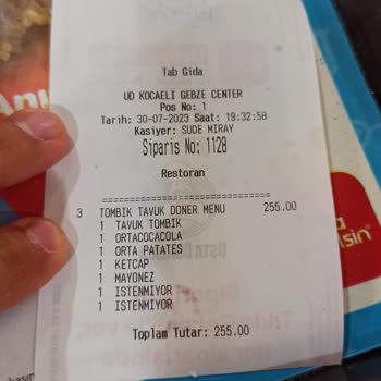 Usta Dönerci Tavuk Menüsü Yenecek Gibi Değildi