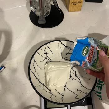 Sütaş Krema Bozuk Çıktı