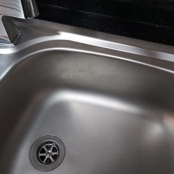 Teka Evye Çıkmayan Lekeler