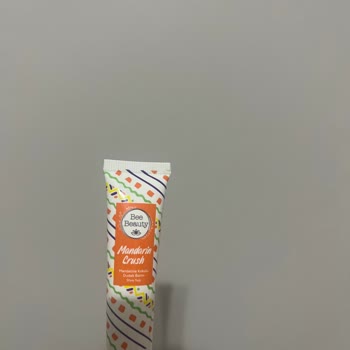 Bee Beauty Mandarin Crush Dudak Balmı İşe Yaramıyor Ve İçinde Az Var