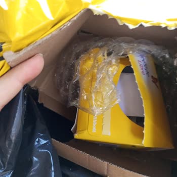 Yurtiçi Kargo Freestyle Libre Sağlık Ürünüm Kargodan Açık Paket İle Geldi
