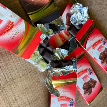 BİM Paketin İçerisinden Farklı Ürün Çıktı!