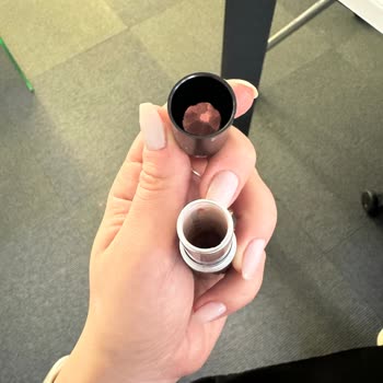 Mac Cosmetics Mac Ürünlerinde Açılma Sorunu