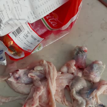 Şok Marketler Sok Markette Morarmış Lezita Marka Tavuk Satılıyor
