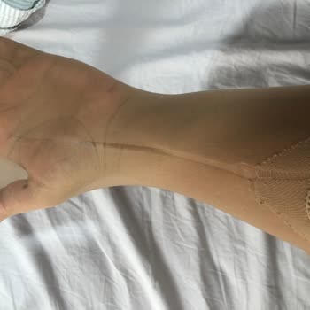 Calzedonia'dan Aldığım Çorap Giydiğim Anda Yırtıldı.