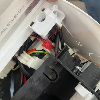 LG Marka Hasarlı Gelen Klima Mağduriyetimiz