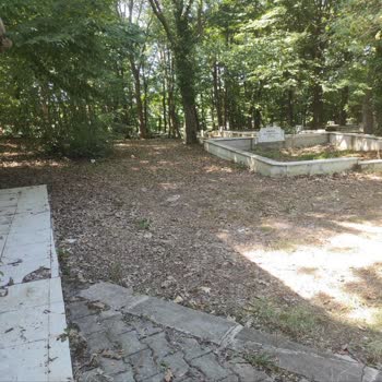 İBB Mezarlıklar Müdürlüğü Şile Ağva Yeniköy Mezarlığının Bakımsızlığı