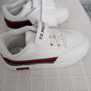 FLO Ayakkabı FLO Trendyol Arasında Stok Yok Ama Var Görünüyor.