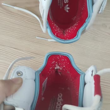 Adidas Niteball 2 Haftada Yırtıldı