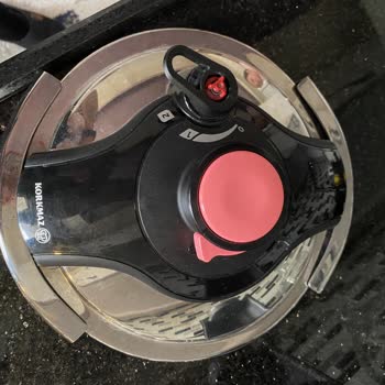 Korkmaz Mutfak Eşyaları Korkmaz Vita A158 Düdüklü Tencere Arızası