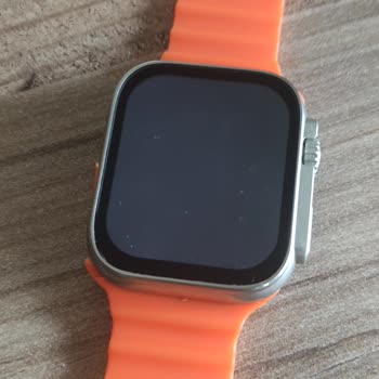 Smart Watch Ekran Gelmiyor Altında Kırmızı Işıklar Yanıyor