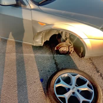 Lasmarc Grup Bijonları Sıkmayan Lastikçi!