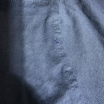 İGS'den Aldığım T-shirt İlk Giyişimde Omuz Kısmının Dikişi Sorunluydu