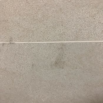 Qua Granite Qua Marka Fayans Derz Çıkmıyor Ve Dokusu Deforme Oluyor