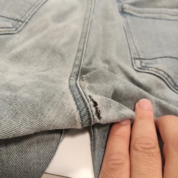 Mavi Jeans Alınmaz...