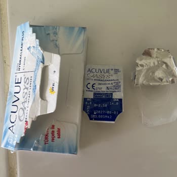 Acuvue Lensimin Yeni Açılmasına Rağmen Gözüme Batması