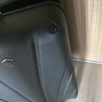 Sahil Seyahat Kırık Bavul Şikayeti