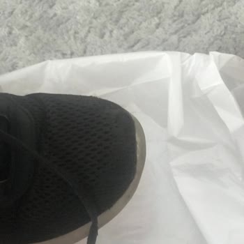 Skechers Garantili Ayakkabıların Arkasında Durmuyor
