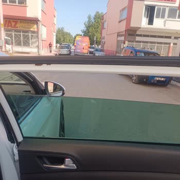 Hyundai Tucson Arka Kapı Fitillerden Su Alması