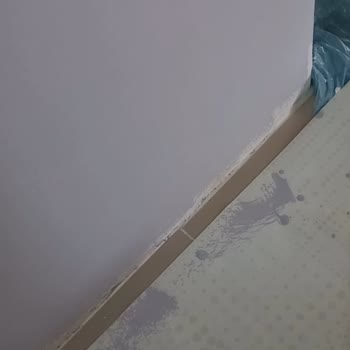 Dyo Marka 7344 Kodlu Boya Kartelada Gri İken Lila Renk Çıktı