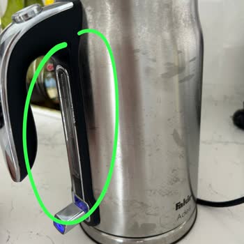 Fakir Su Isıtıcısı Kenarlarından Çatladı