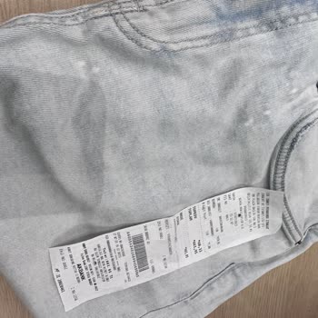 Pull and Bear Ayıplı Ürün Taşlama Lekesi
