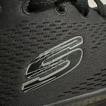 Skechers Spor Ayakkabı Sorunu