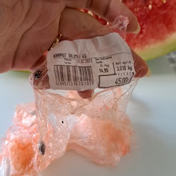 Çağdaş Marketler Dilim Karpuzlar Hep Bozuk Çıkıyor